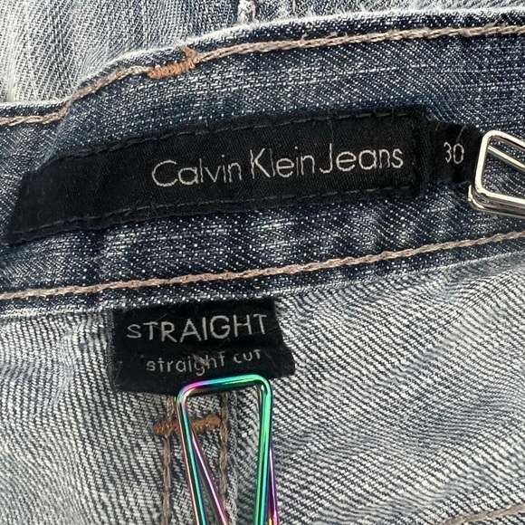 Calvin Klein Distressed Straight Leg Straight Cut  Raw Hem Jeans Size 30 Men's - Picture 2 of 6